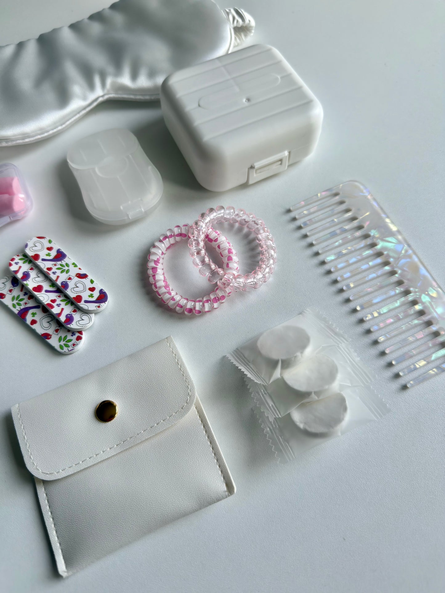 🤍 White Everyday Essentials Set – Clean, Minimal & Timeless